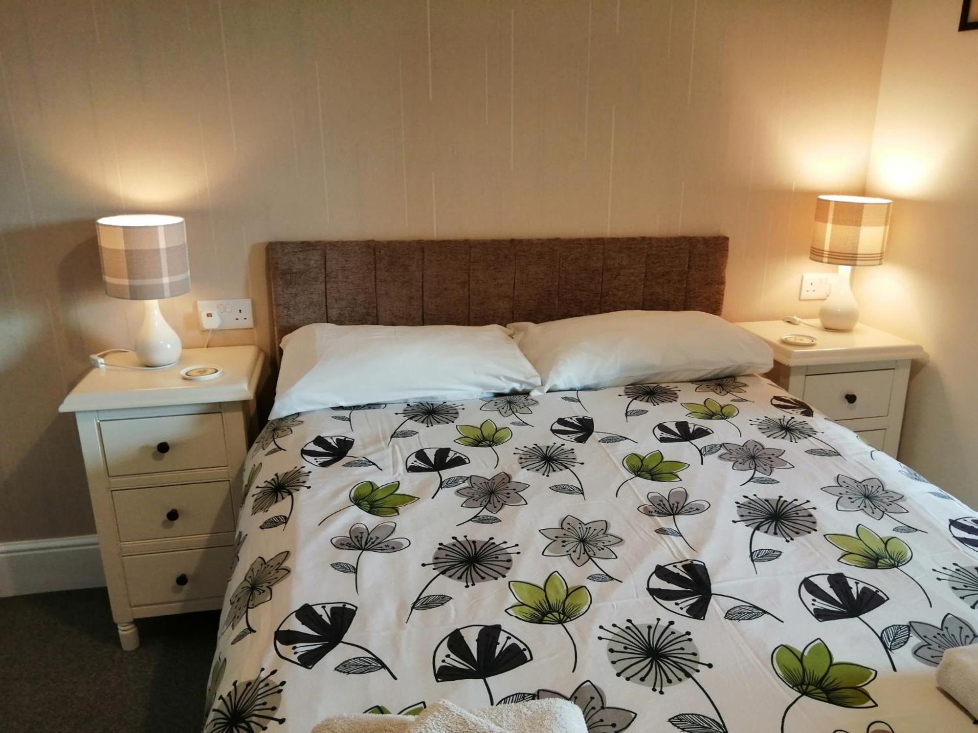 Lion Hotel Llanbister Номер фото